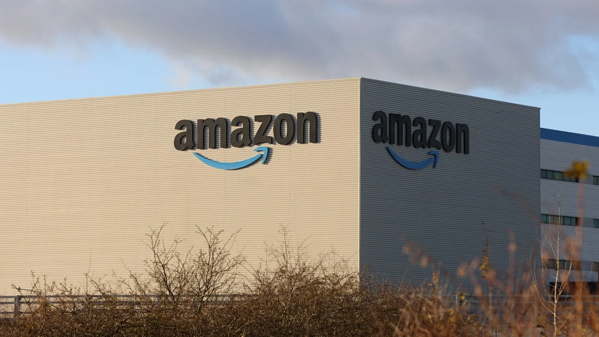 Amazon employees told to return to the office five days a week